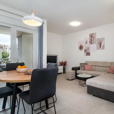 With A Parking Space - 23453 Apartment *
